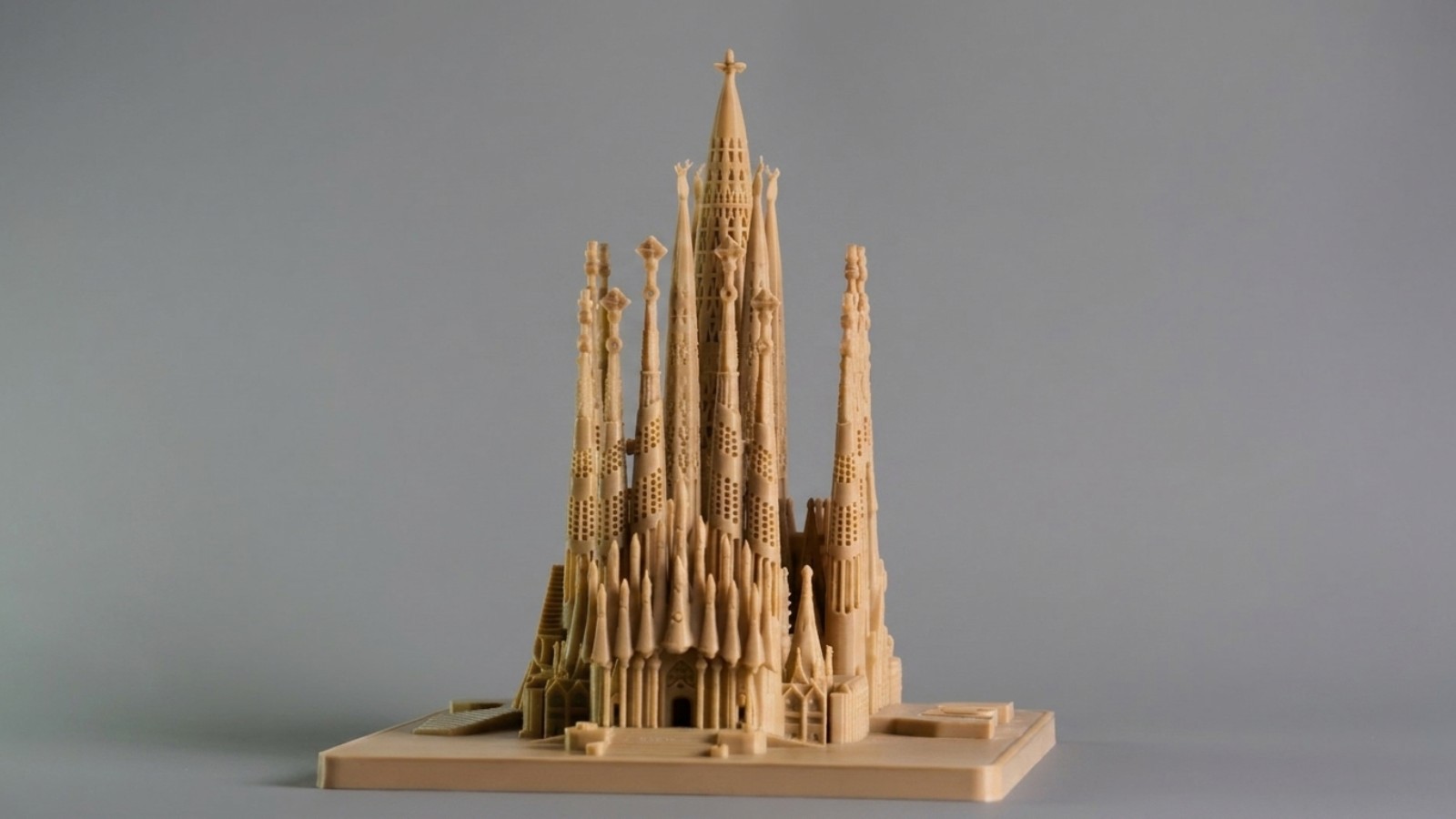 Sagrada Familia · Marrón